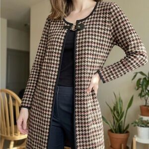 Anne Klein Black and Tan Houndstooth Blazer